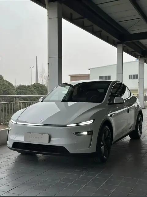 新款特斯拉Model Y：重新定义电动SUV_特斯拉智能电动车_1特斯拉定义